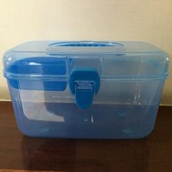 (B)長(cháng)方形儲物箱