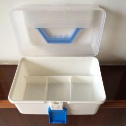 (B)康樂(lè )藥箱（小號）